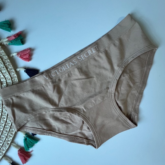 Victoria’s Secret Bare Seamless Rib Hiphugger Panty Large NEW - Picture 7 of 7